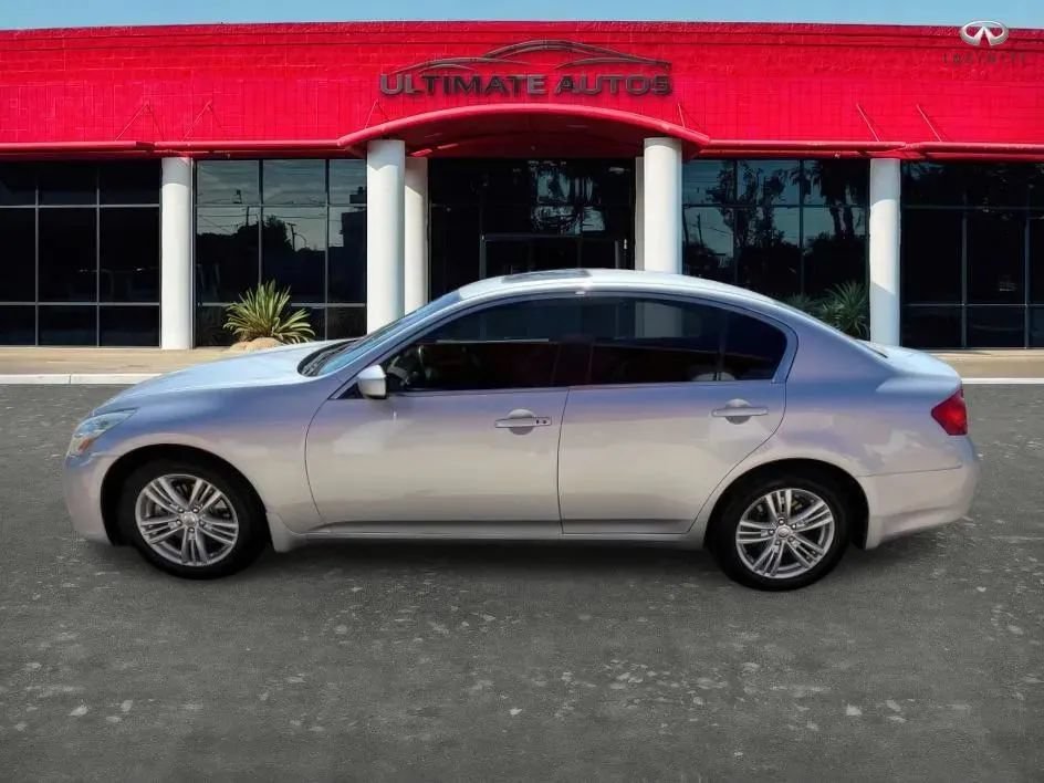 Used 2011 INFINITI G37 x Sedan w/ Premium Pkg AWD/4WD image 7