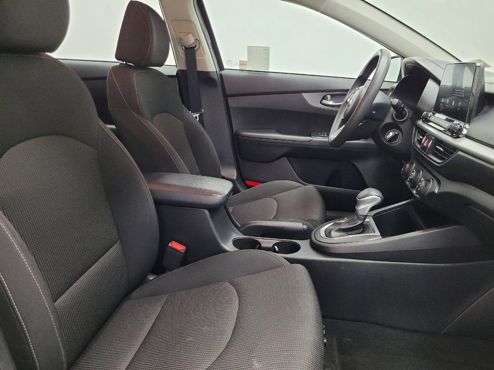 Used 2021 Kia Forte LXS FWD image 21
