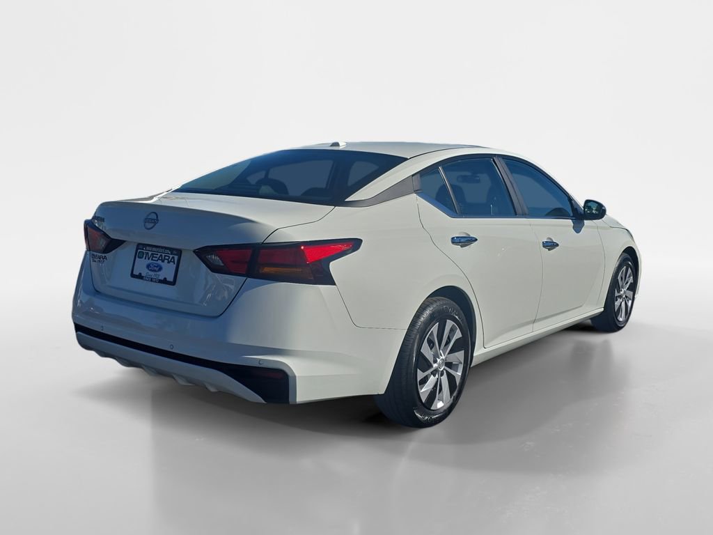 Used 2025 Nissan Altima 2.5 S image 5