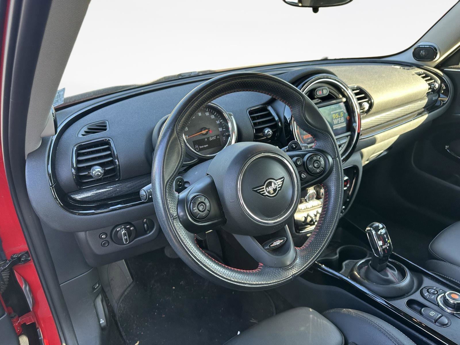 Used 2020 MINI Cooper Clubman S image 11