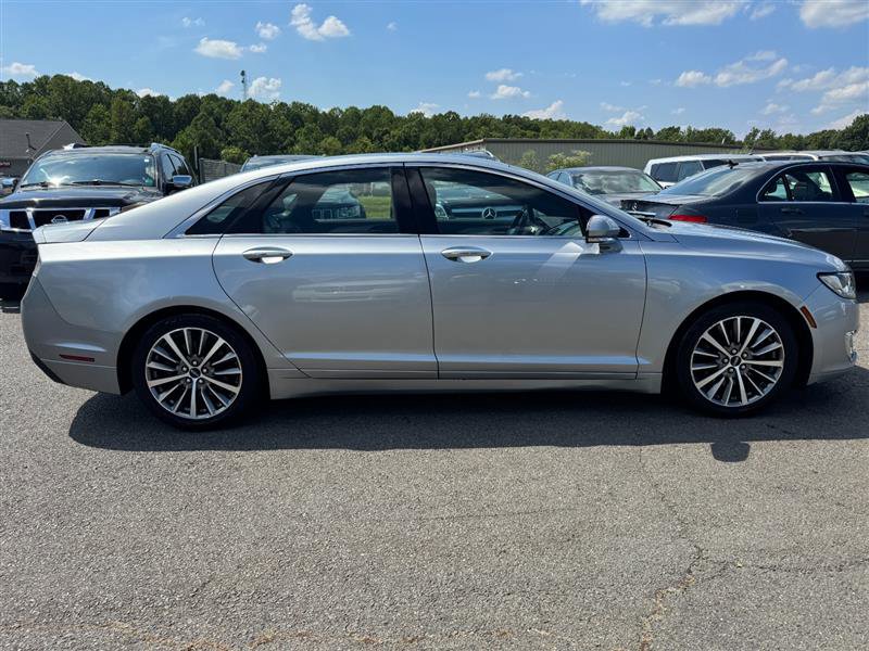 Used 2020 Lincoln MKZ FWD image 6