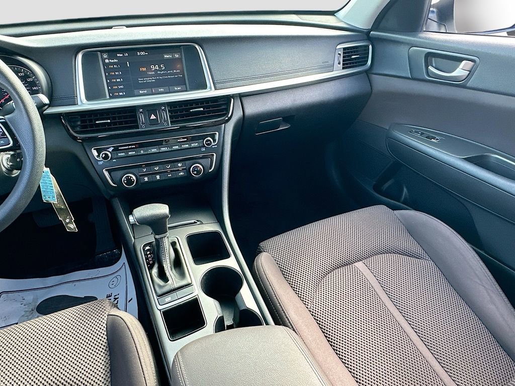 Used 2020 Kia Optima LX image 19