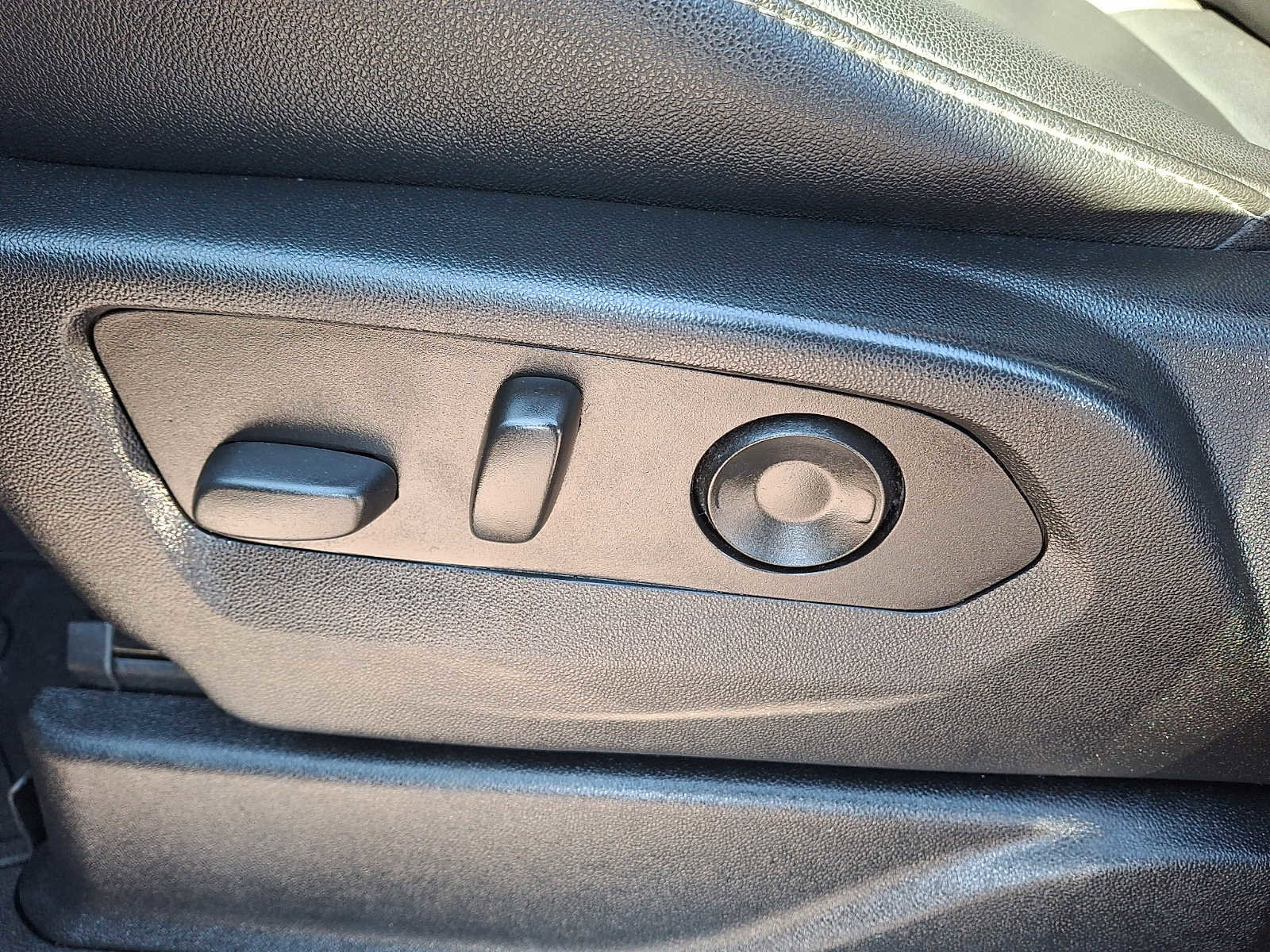 Used 2021 Chevrolet Tahoe LT image 11