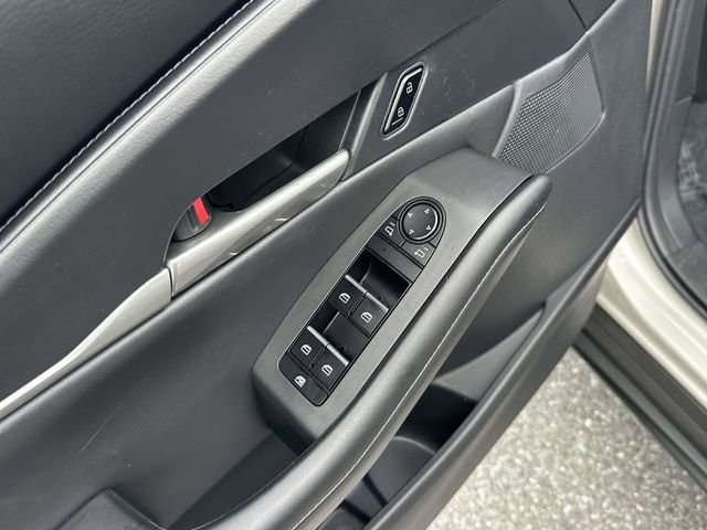 Used 2022 MAZDA CX-30 AWD 2.5 S w/ Select Package image 17