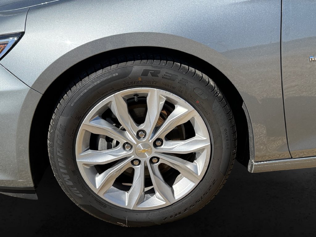 Used 2024 Chevrolet Malibu LT FWD image 12