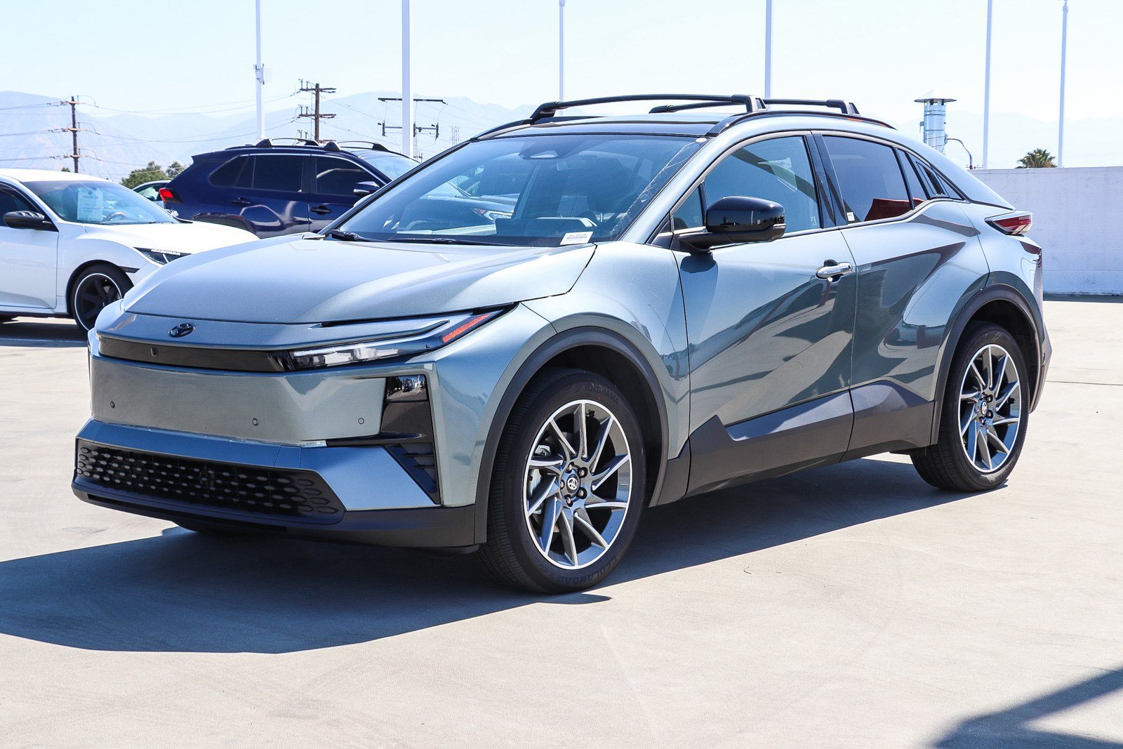 New 2026 Toyota C-HR AWD/4WD image 3