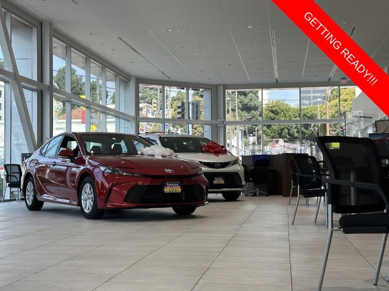 Used 2023 Tesla Model 3 Standard Range image 10