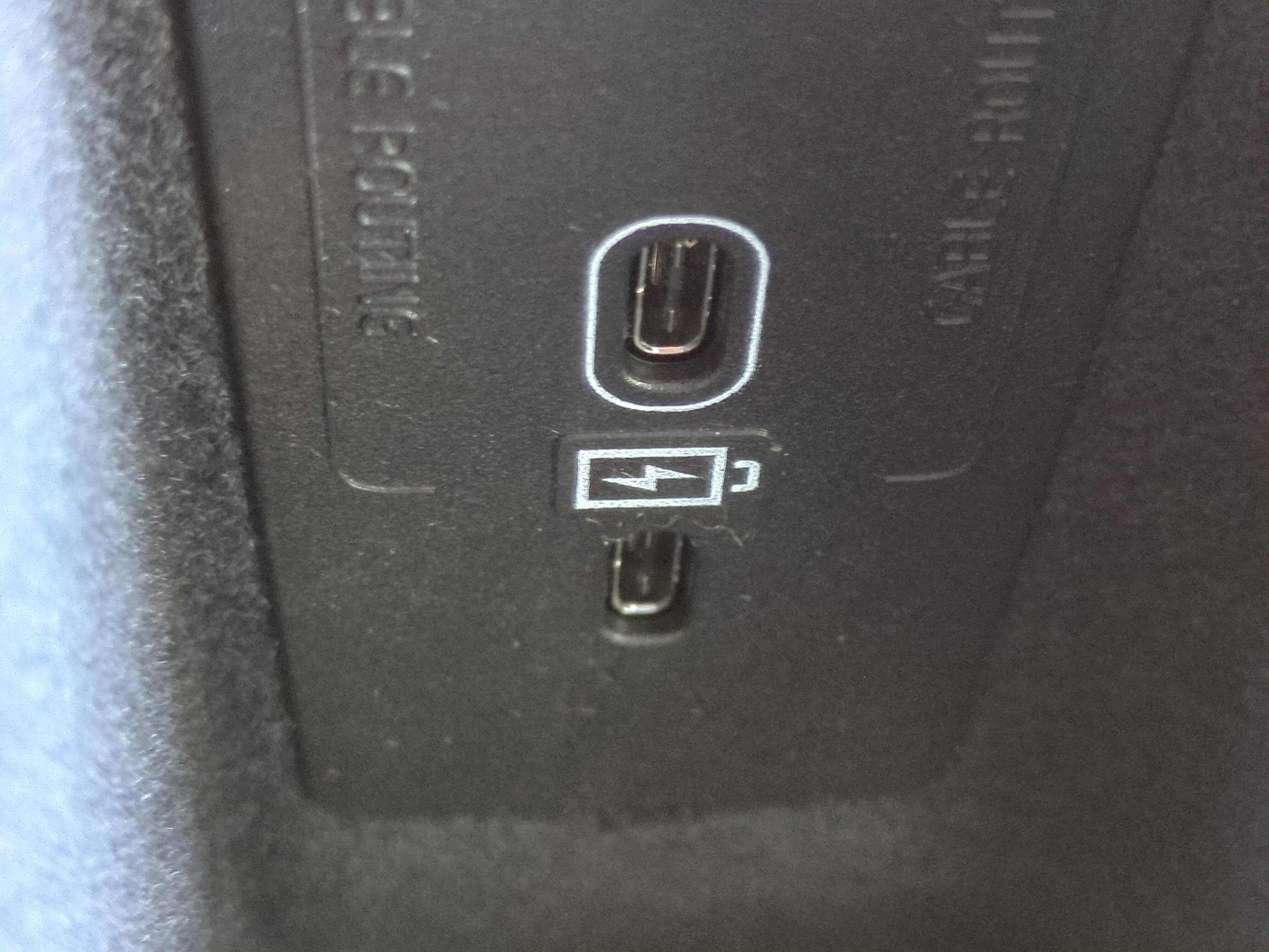 New 2026 Volvo XC60 B5 Plus w/ Protection Package Premier AWD/4WD image 21