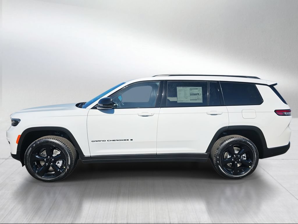 New 2025 Jeep Grand Cherokee L Limited w/ Black Appearance Package AWD/4WD image 3