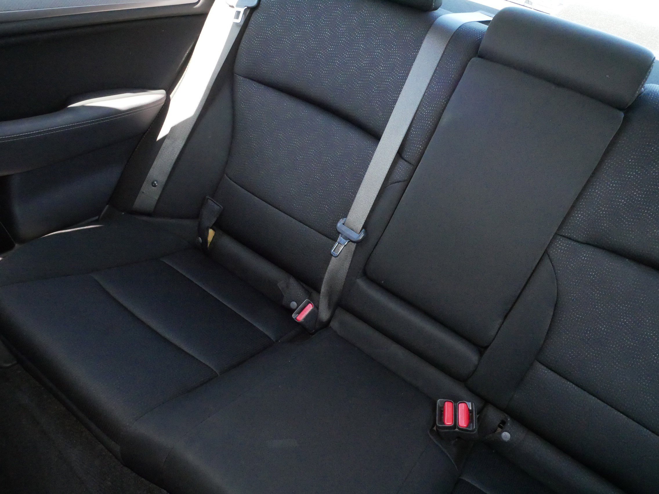Used 2015 Subaru Legacy 2.5i Premium AWD/4WD image 12