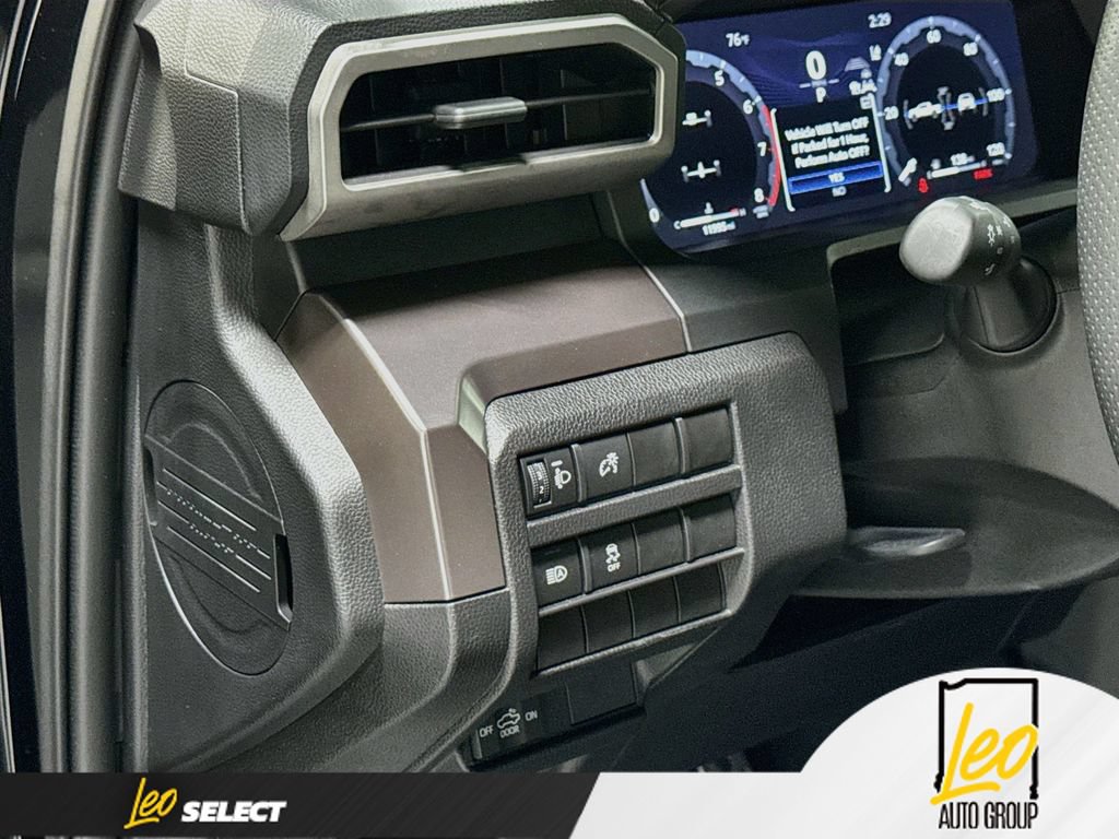 Used 2025 Toyota Tacoma TRD Sport AWD/4WD image 13