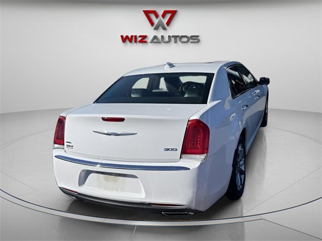 Used 2019 Chrysler 300 Limited image 3