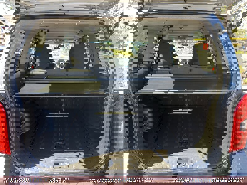 Used 2014 Nissan Xterra S image 28