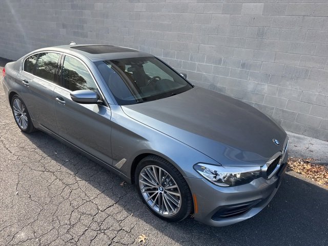 Used 2019 BMW 540i xDrive w/ Convenience Package image 3