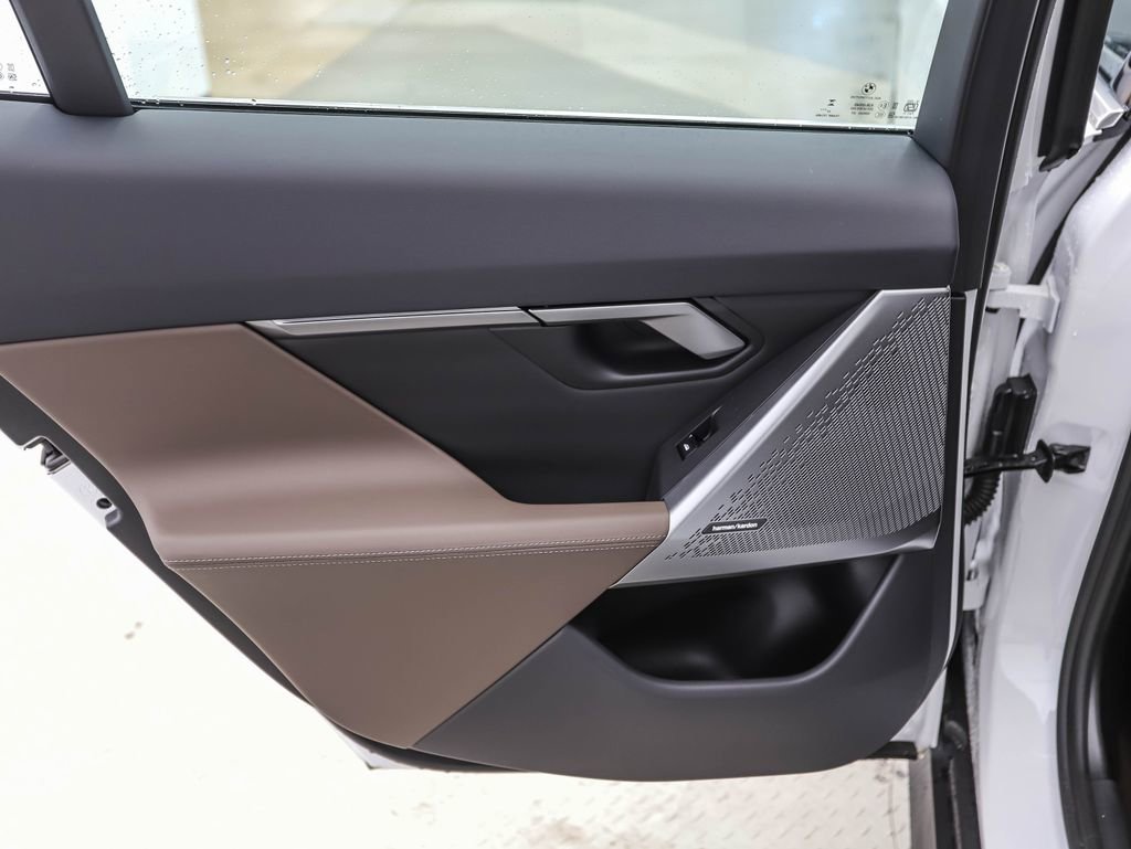 Certified 2025 BMW 530i xDrive w/ Premium Package image 19