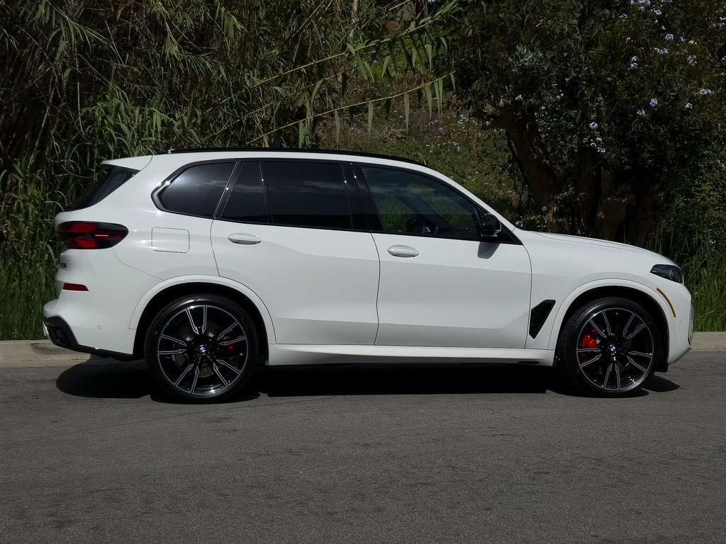 New 2026 BMW X5 M60i w/ Executive Package image 4