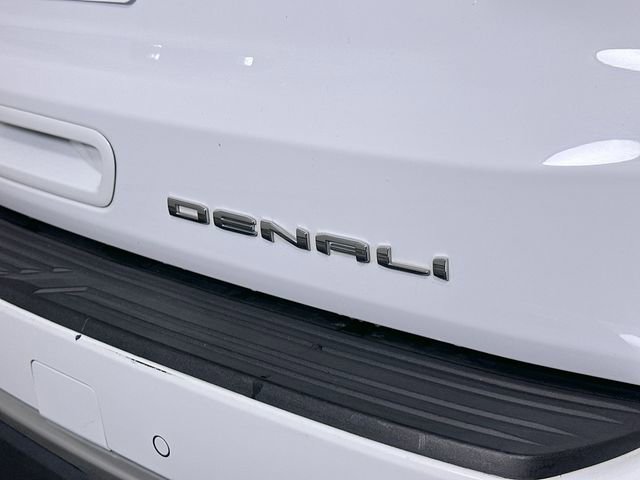 Used 2024 GMC Yukon Denali RWD image 33