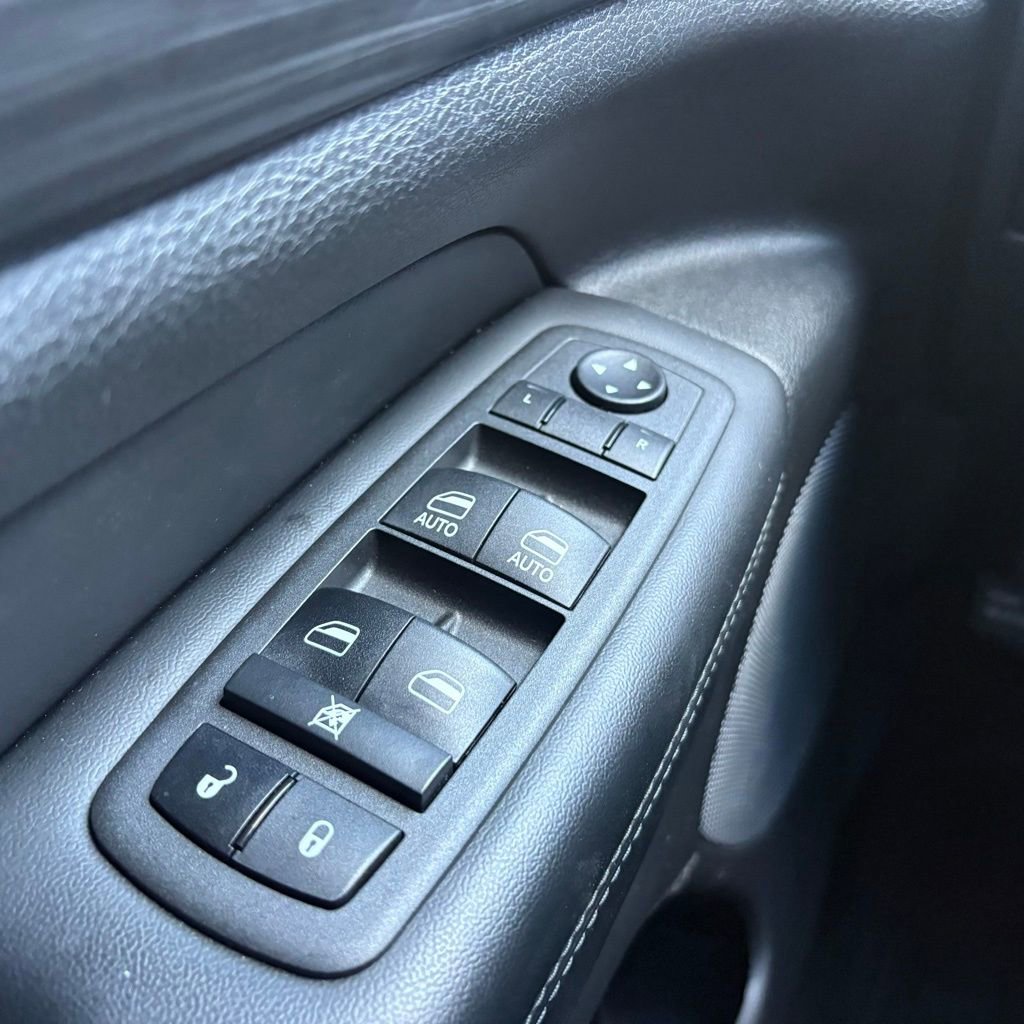 Used 2021 Jeep Grand Cherokee Laredo X RWD image 22