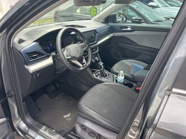 Used 2023 Volkswagen Taos SE FWD image 10