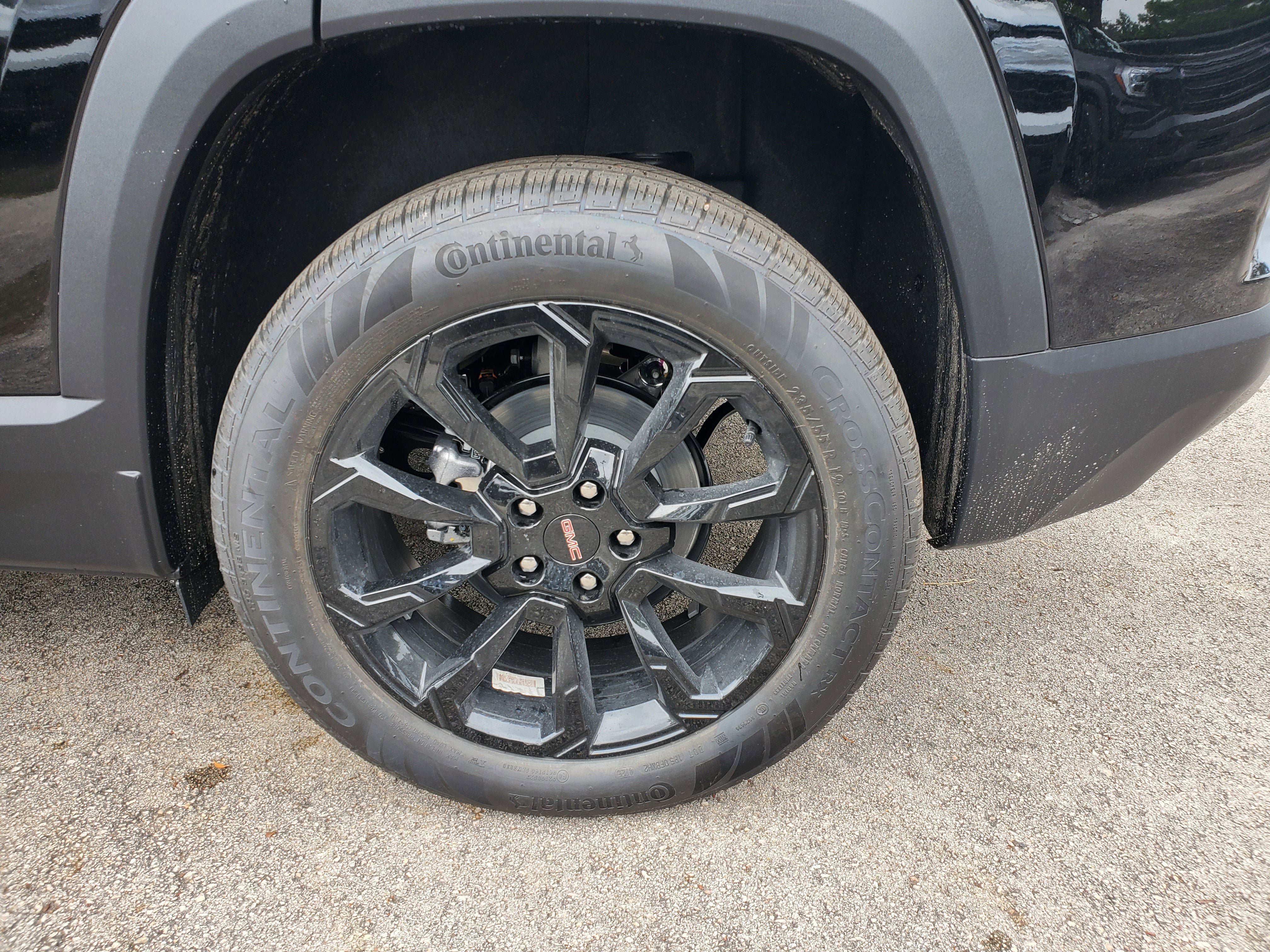 New 2026 GMC Terrain Elevation w/ Black Edition FWD image 5