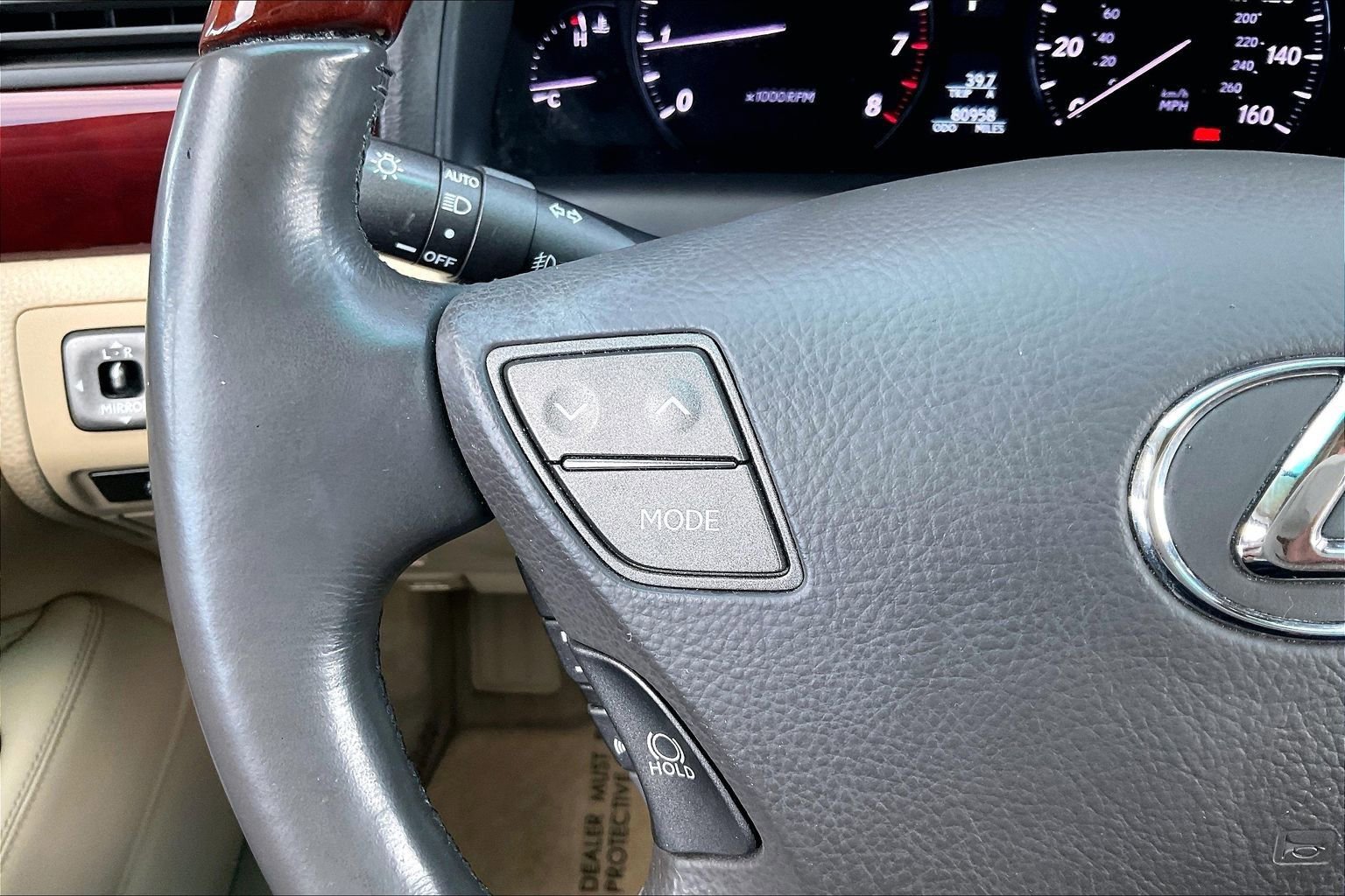 Used 2007 Lexus LS 460 L RWD image 10