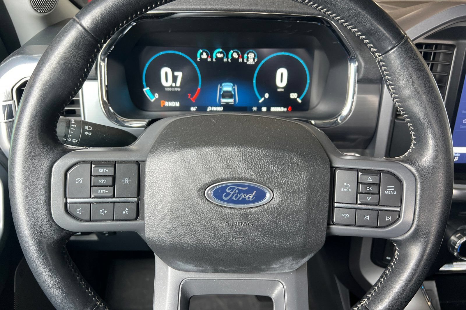 Used 2023 Ford F150 Lariat w/ FX4 Off-Road Package AWD/4WD image 24