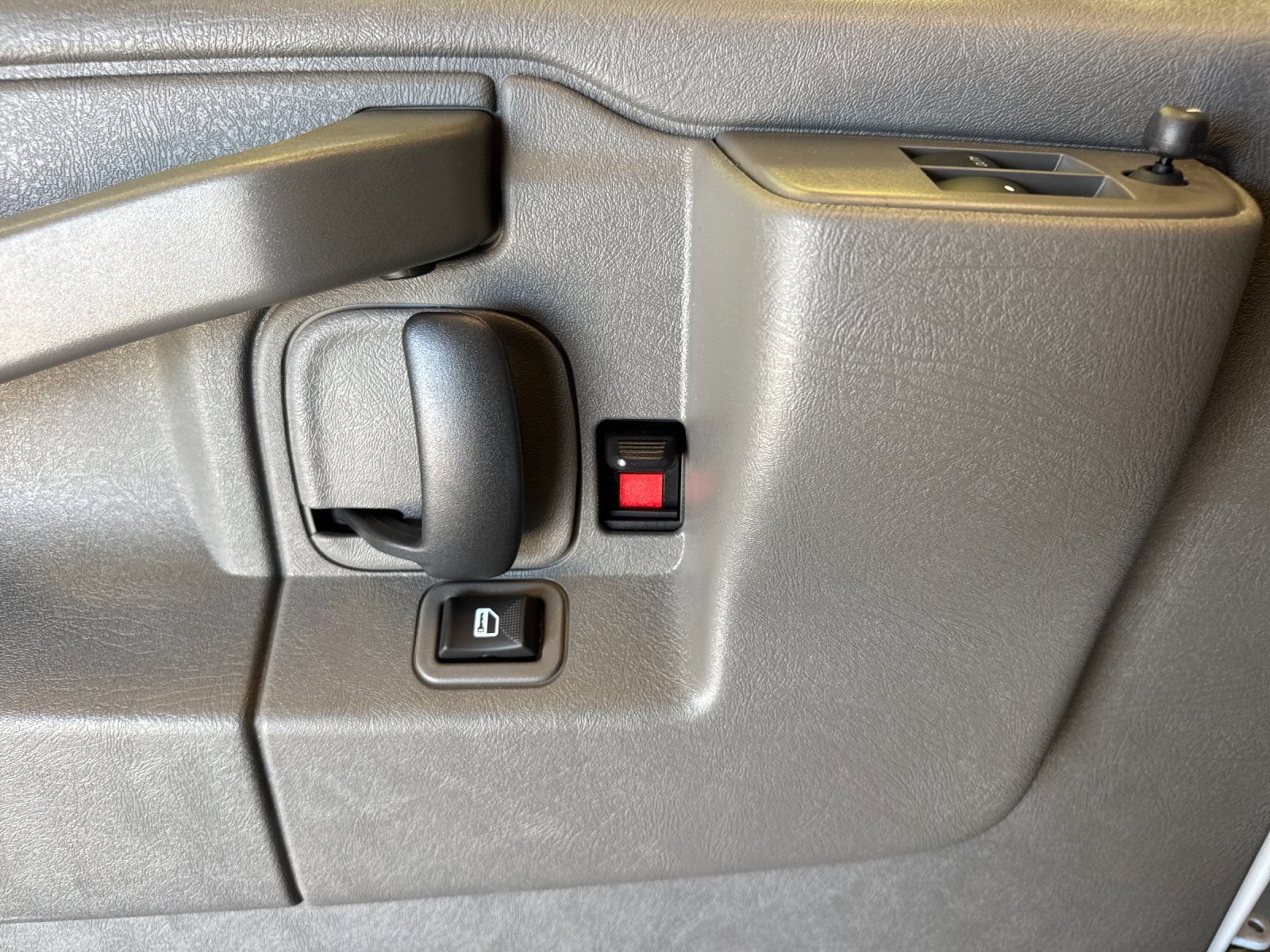 New 2026 Chevrolet Express 2500 w/ Driver Convenience Package RWD image 11