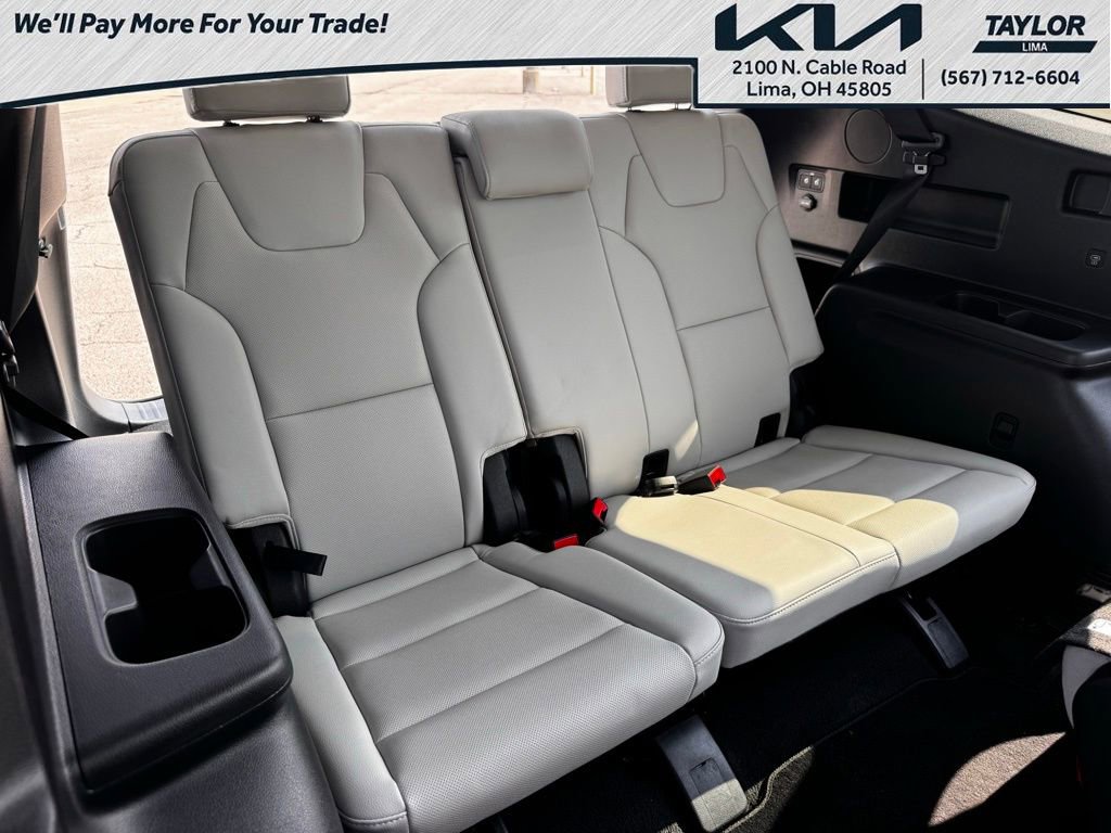 Used 2024 Kia Telluride EX w/ EX Captain's Chair Package image 30