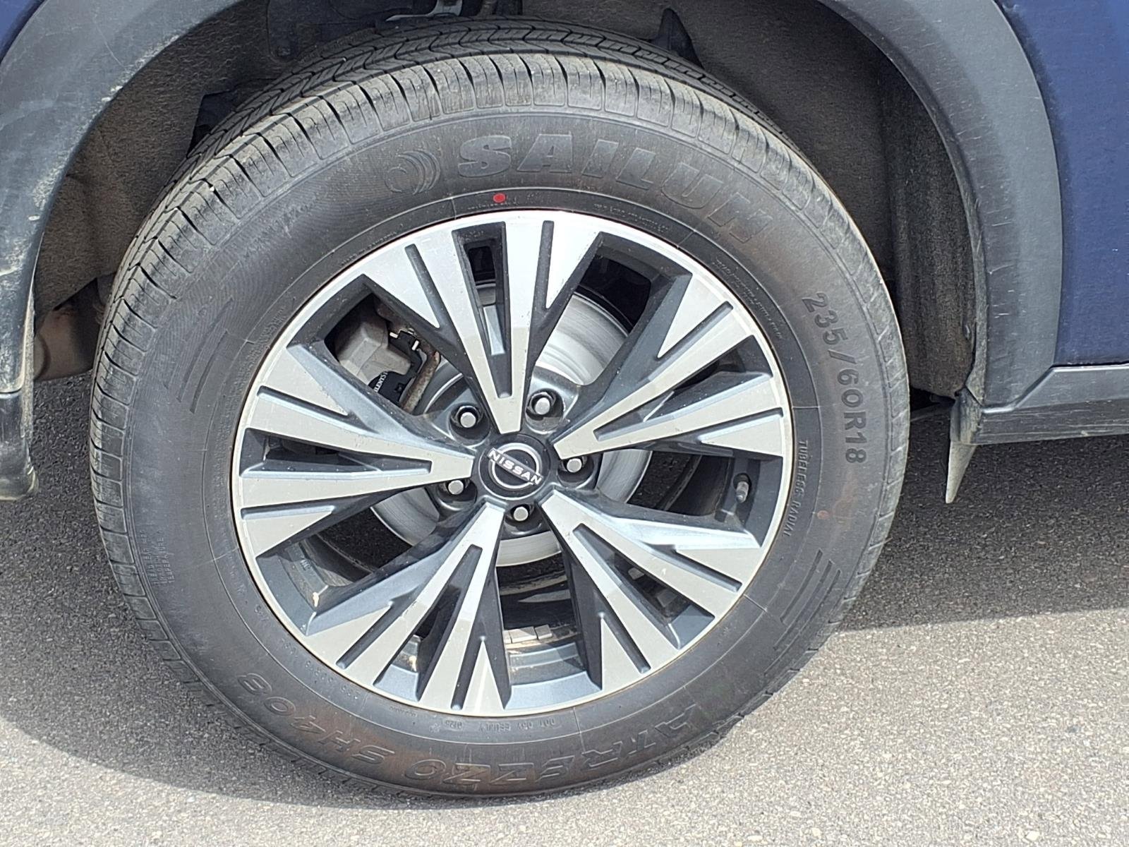 Used 2023 Nissan Rogue SV AWD/4WD image 23