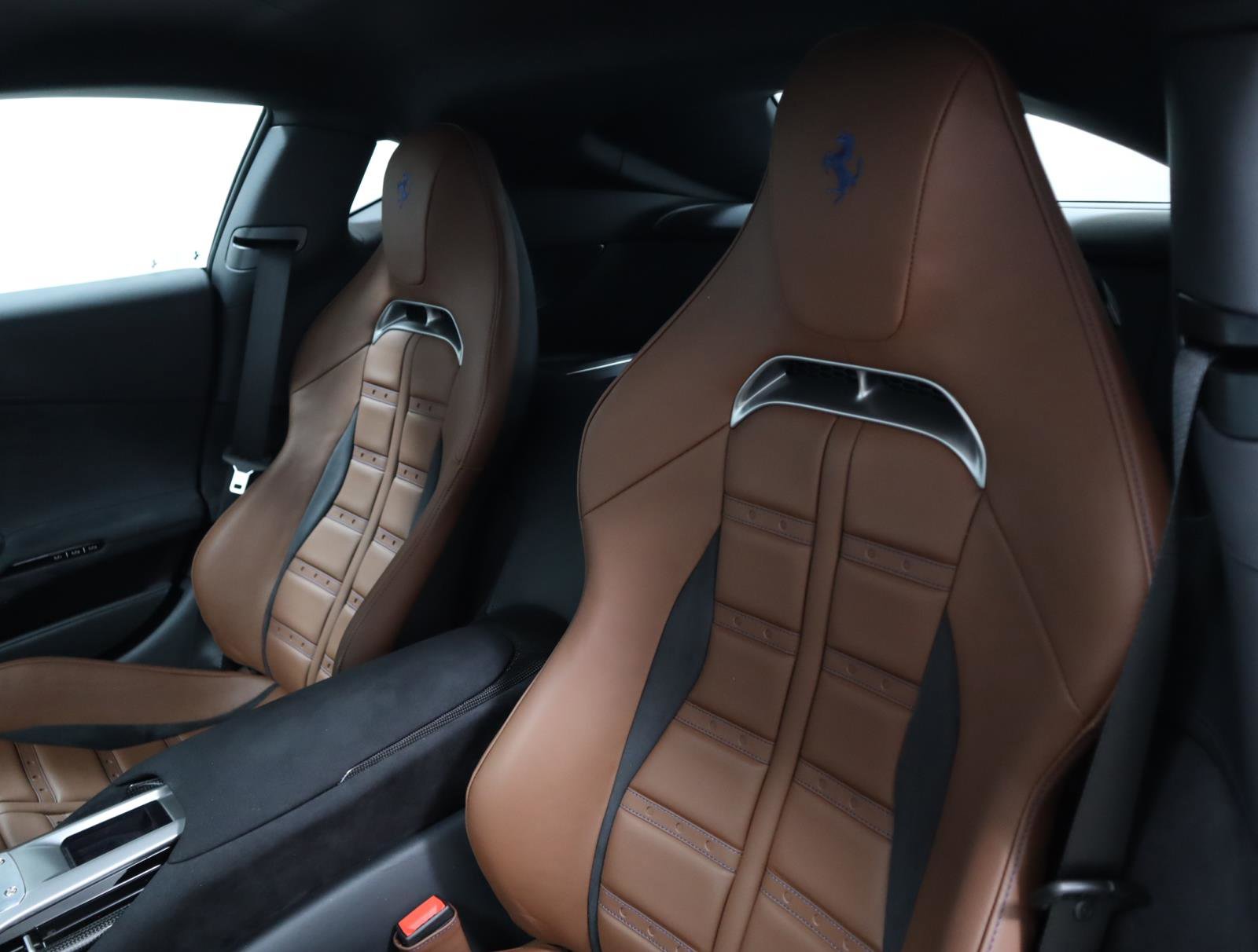 Used 2025 Ferrari 12Cilindri image 18