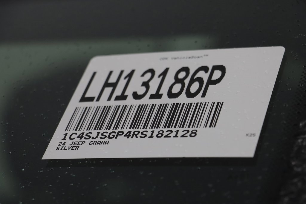 Used 2024 Jeep Grand Wagoneer L Series III image 28