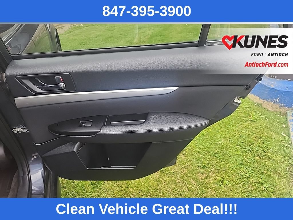 Used 2010 Subaru Outback 2.5i Premium AWD/4WD image 45