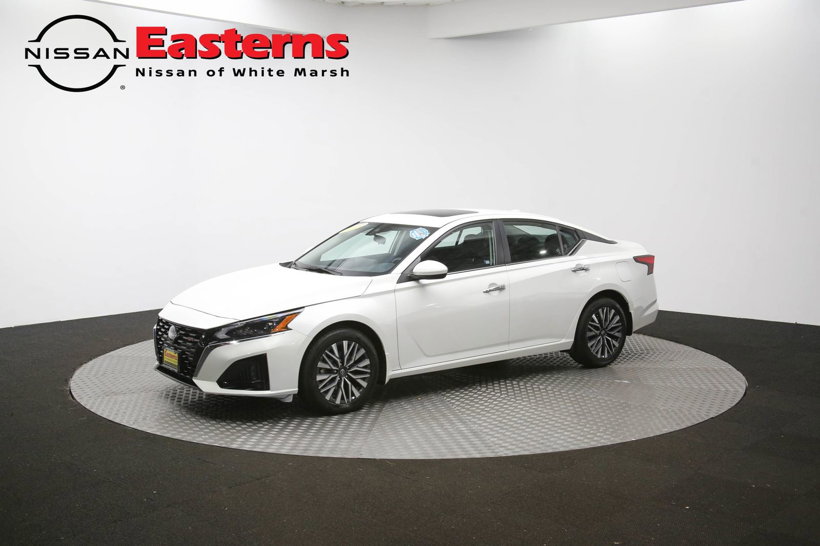 Used 2024 Nissan Altima 2.5 SV w/ SV Premium Package image 95