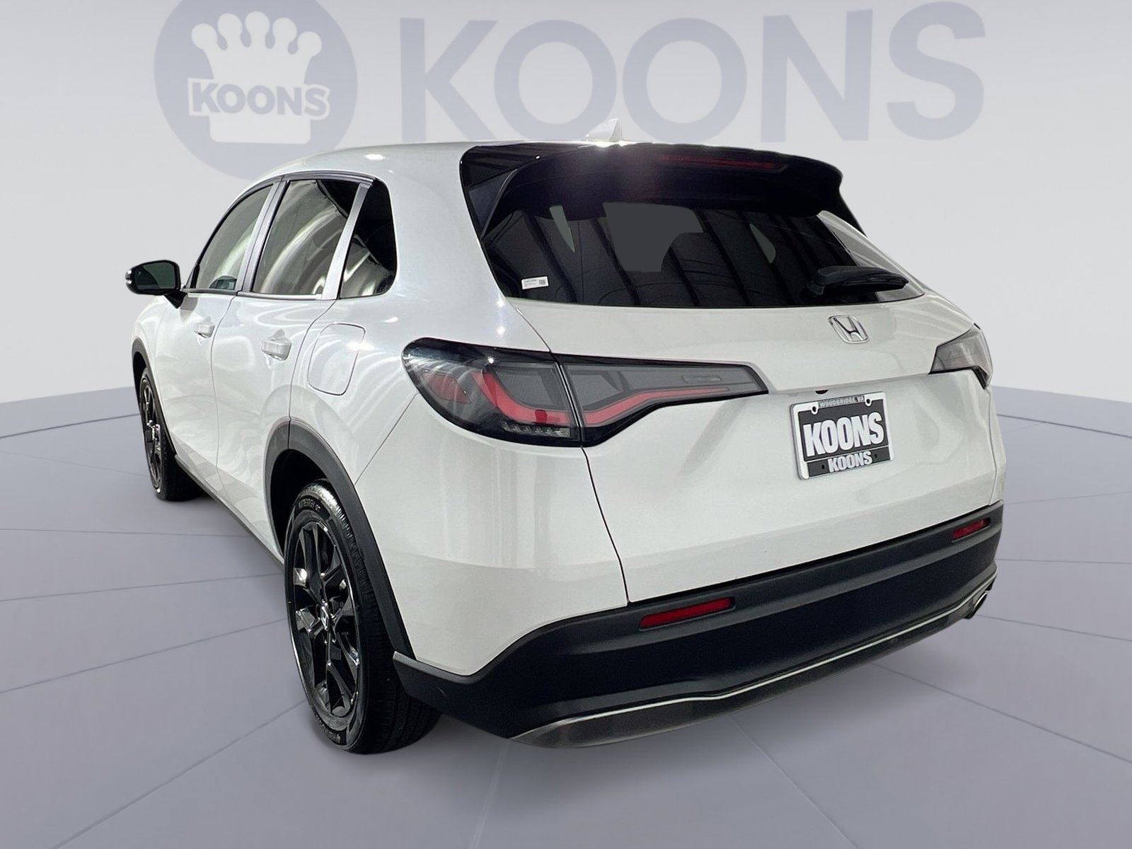 Used 2023 Honda HR-V Sport image 4