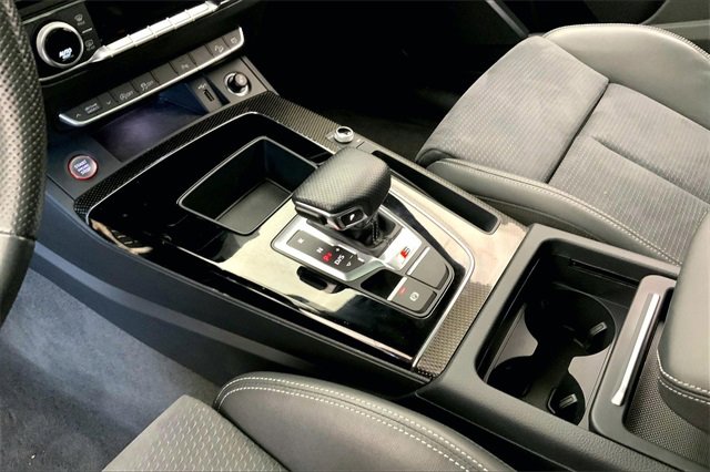 Certified 2022 Audi SQ5 Premium image 17