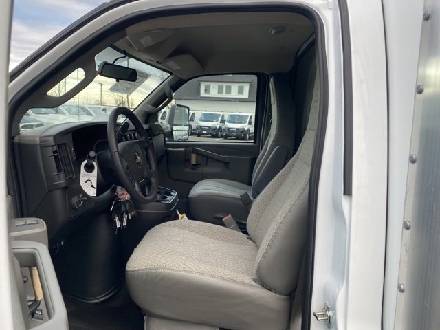 New 2023 Chevrolet Express 3500 w/ Power Convenience Package image 15