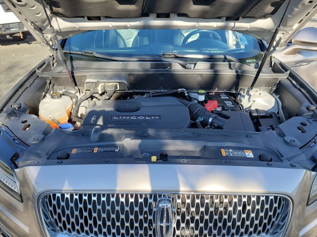 Used 2019 Lincoln Nautilus Reserve image 37