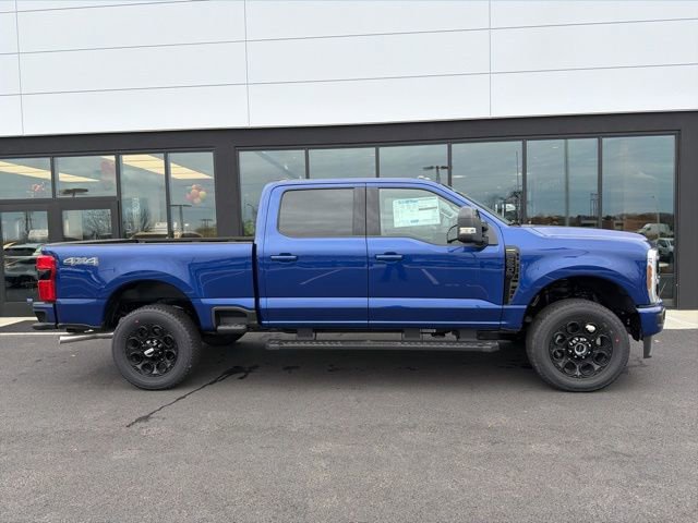 New 2026 Ford F250 Lariat w/ Black Appearance Package image 2