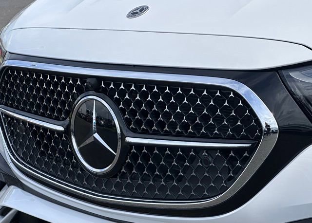 New 2026 Mercedes-Benz E 450 4MATIC Sedan image 5