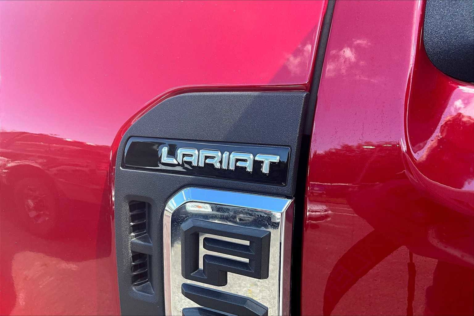 Used 2024 Ford F250 Lariat w/ Chrome Package image 9