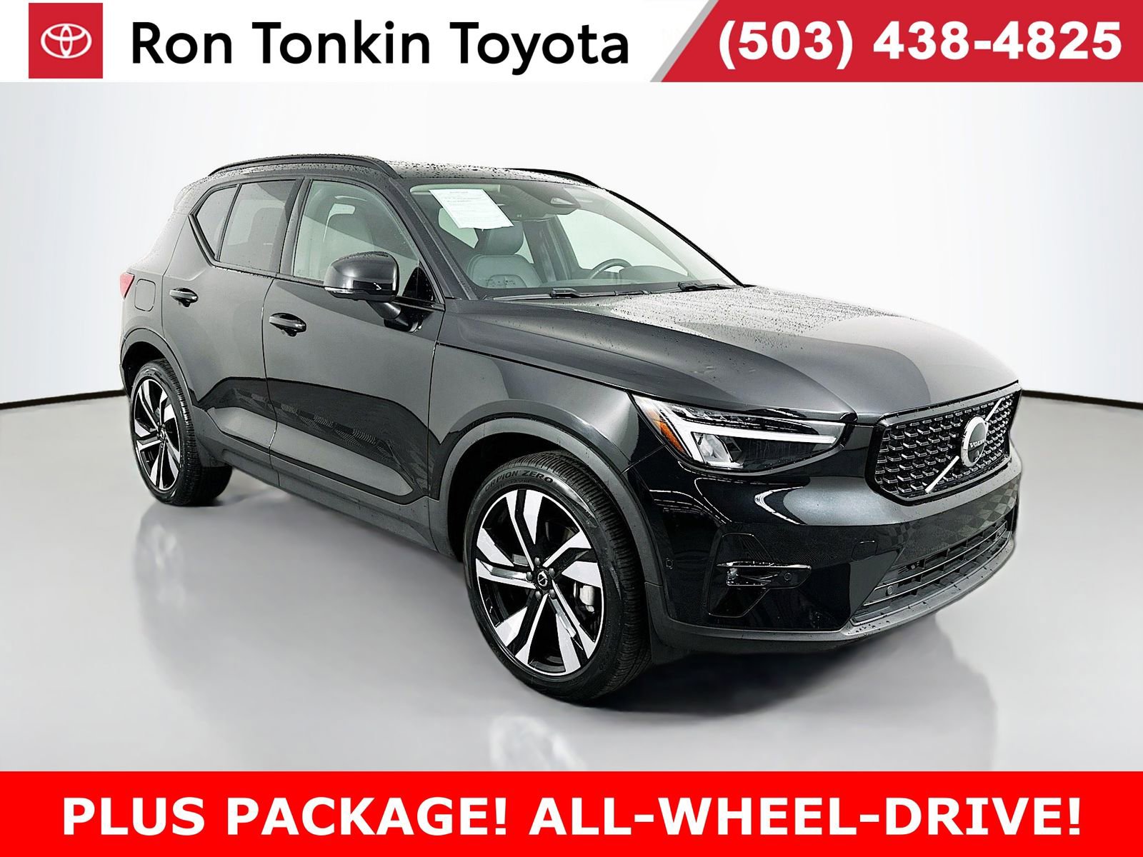 Used 2025 Volvo XC40 B5 Plus