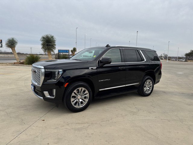 Used 2024 GMC Yukon Denali image 3