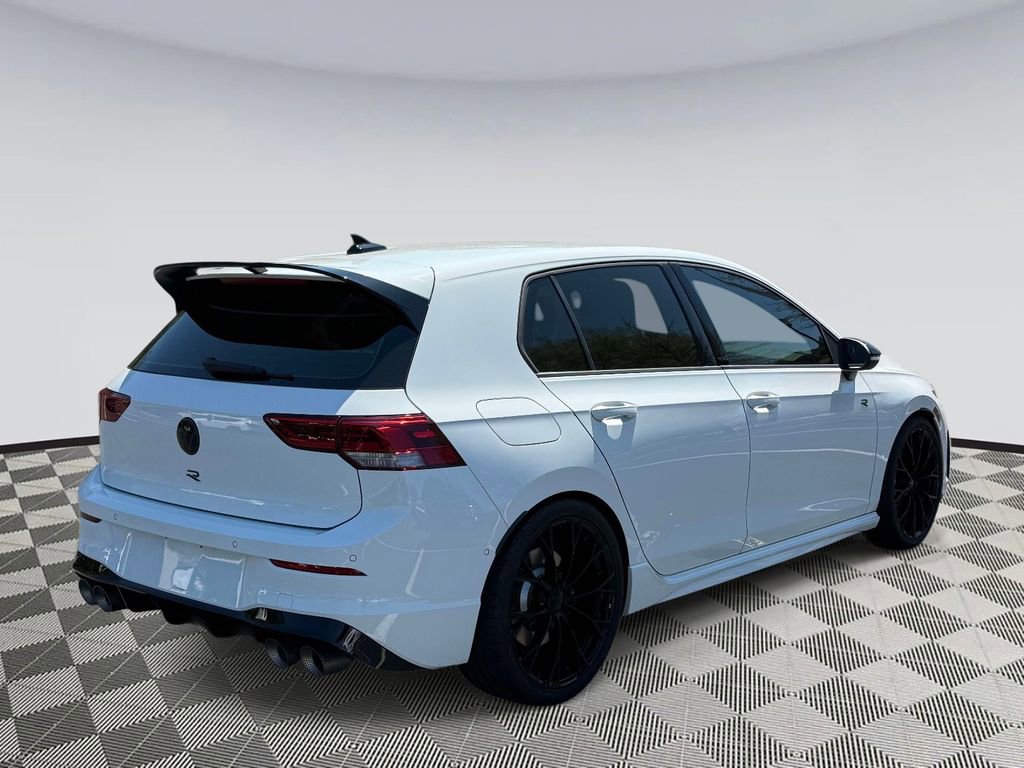 Used 2025 Volkswagen Golf R Black Edition image 2