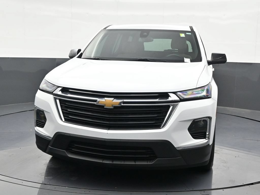 Used 2023 Chevrolet Traverse LS FWD image 9