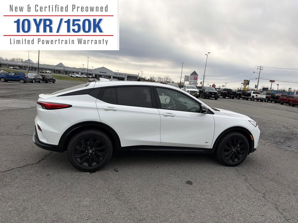 Used 2025 Buick Envista Sport Touring image 5