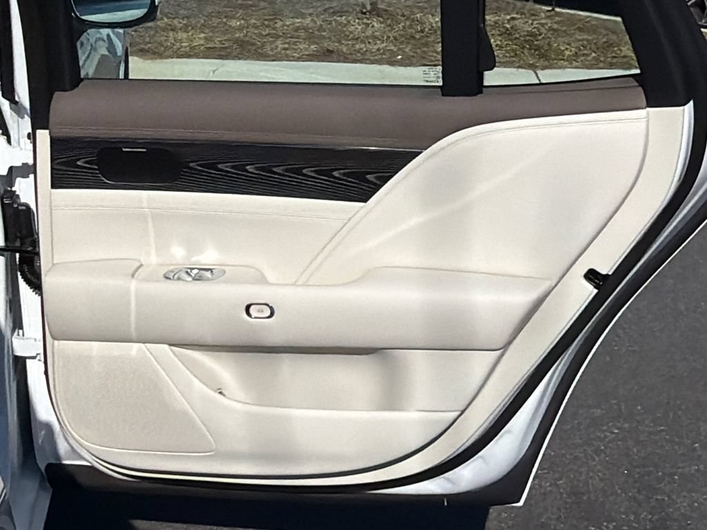 New 2026 Genesis G90 3.5T AWD/4WD image 18