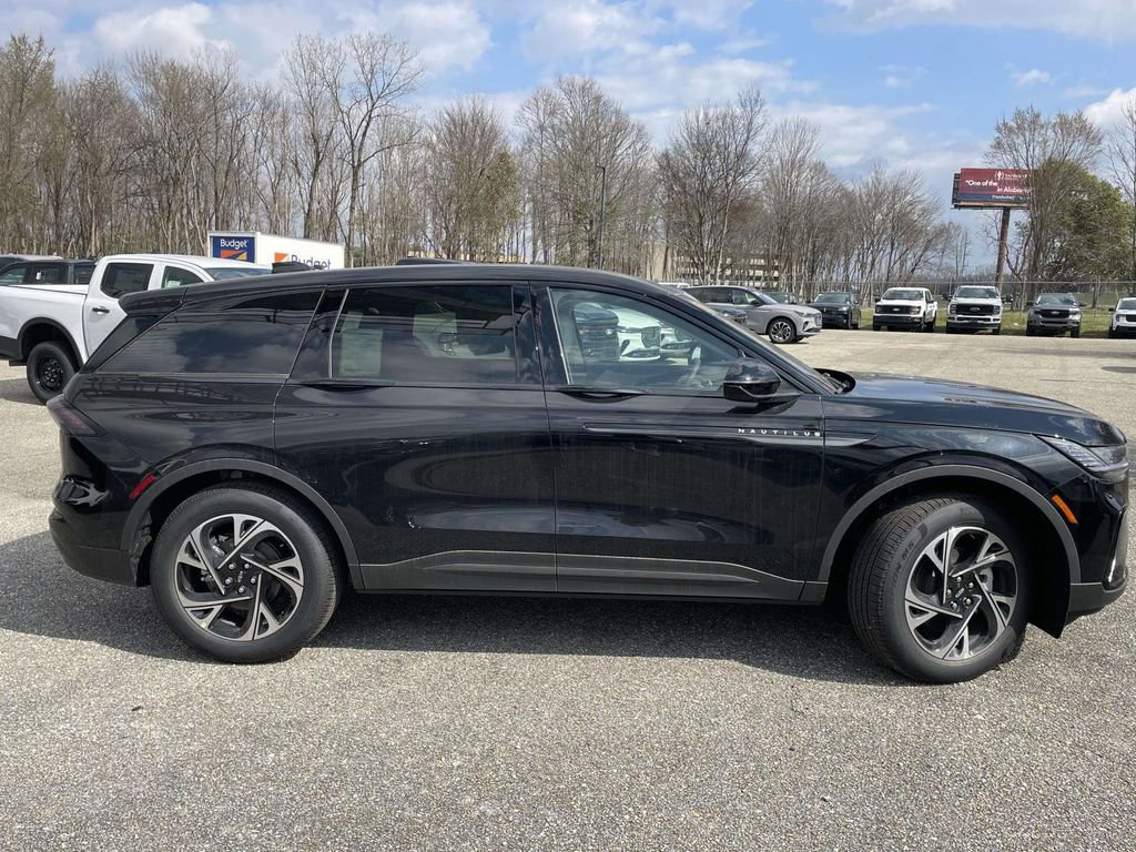 New 2026 Lincoln Nautilus Premier w/ Equipment Group 102A image 2