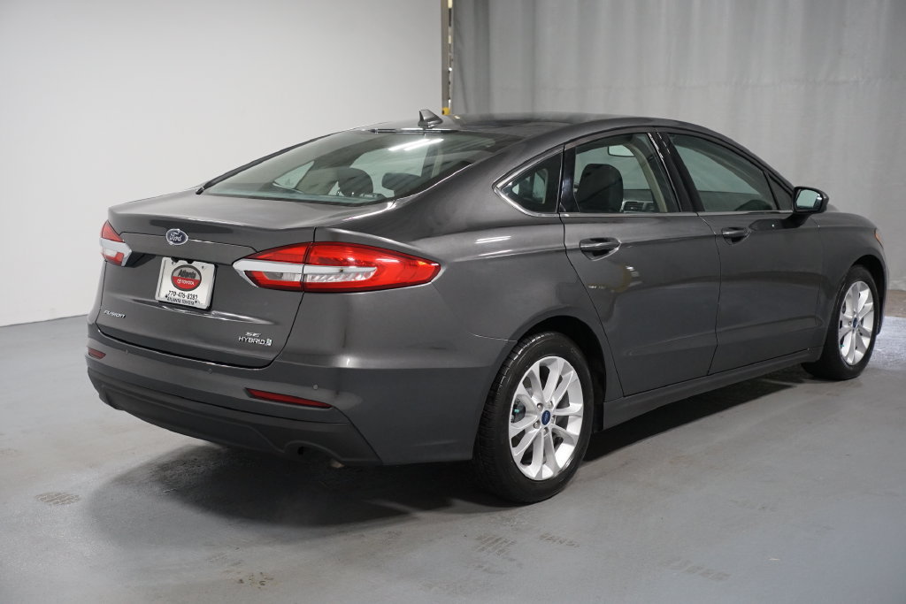 Used 2020 Ford Fusion SE FWD image 8