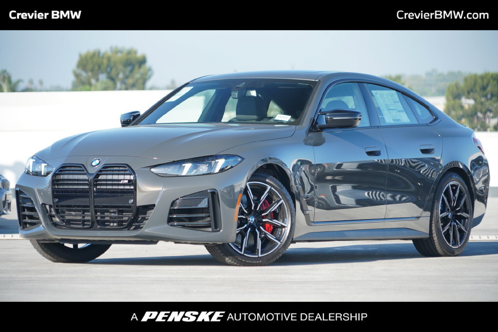 New 2026 BMW M440i w/ Premium Package