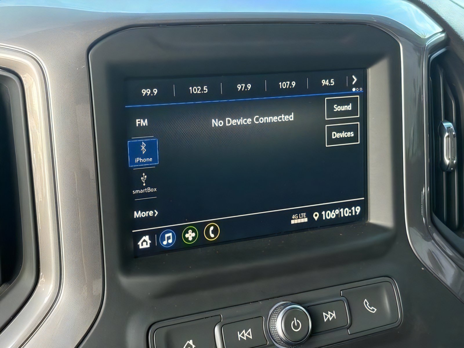Used 2022 Chevrolet Silverado 1500 Custom RWD image 21